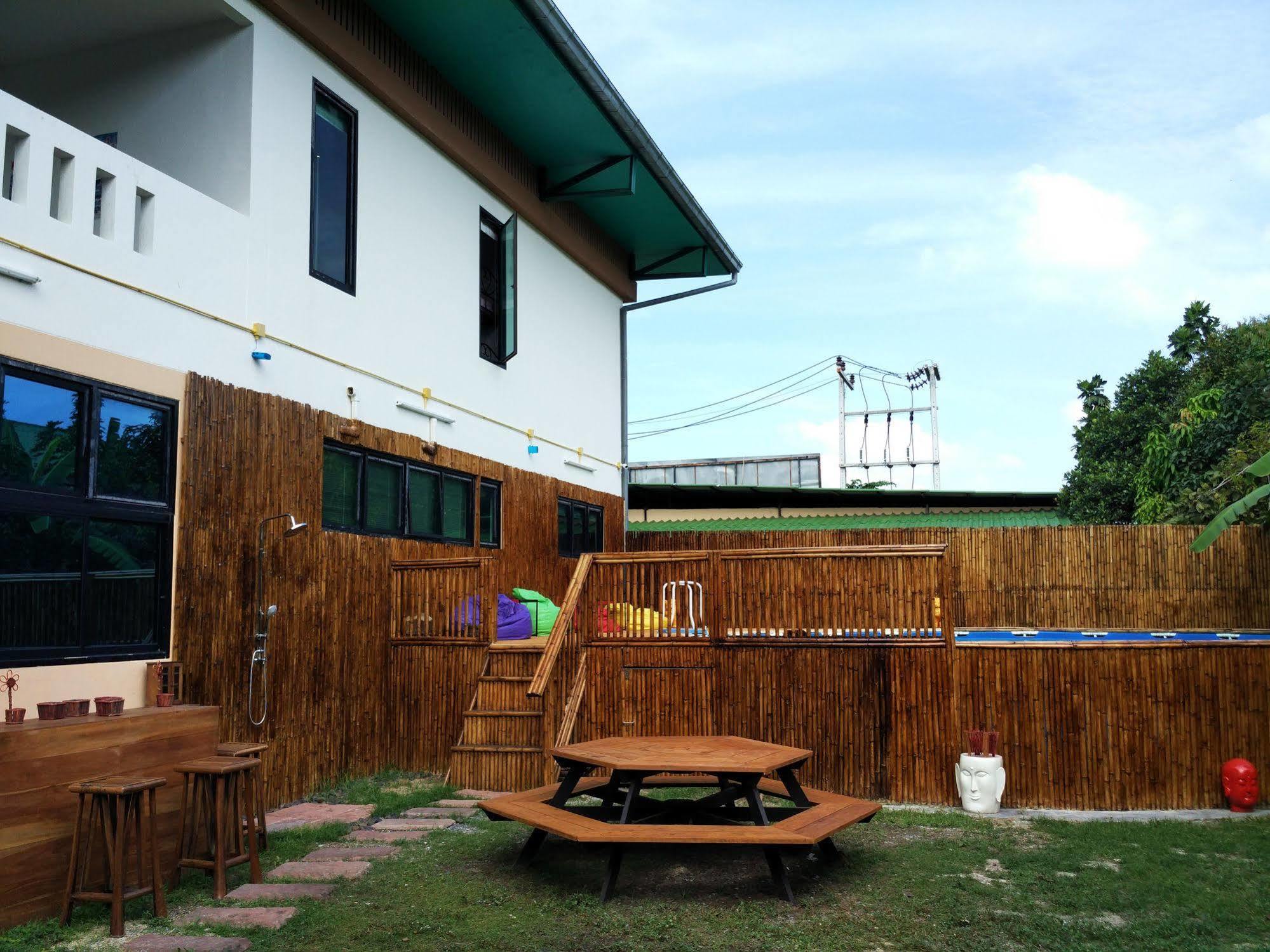 Backpackers Eurohostel Chaweng Exterior foto